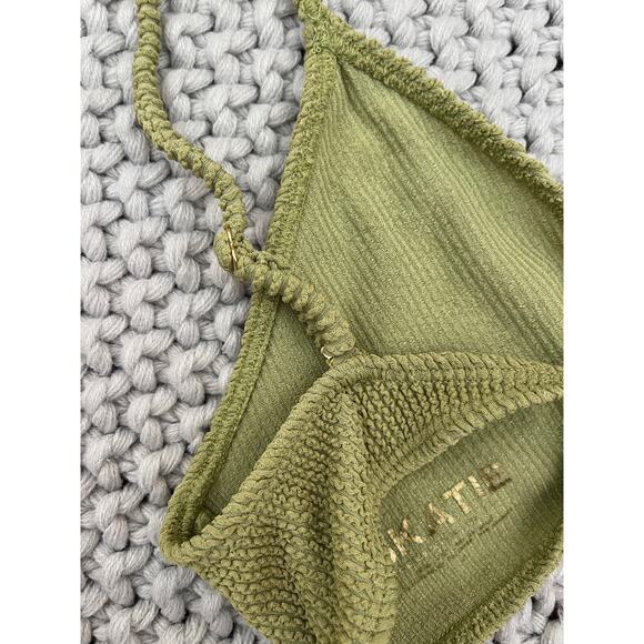 Skatie• ‘Sarah’ Bikini Top in Matcha Crinkle - Picture 8 of 12
